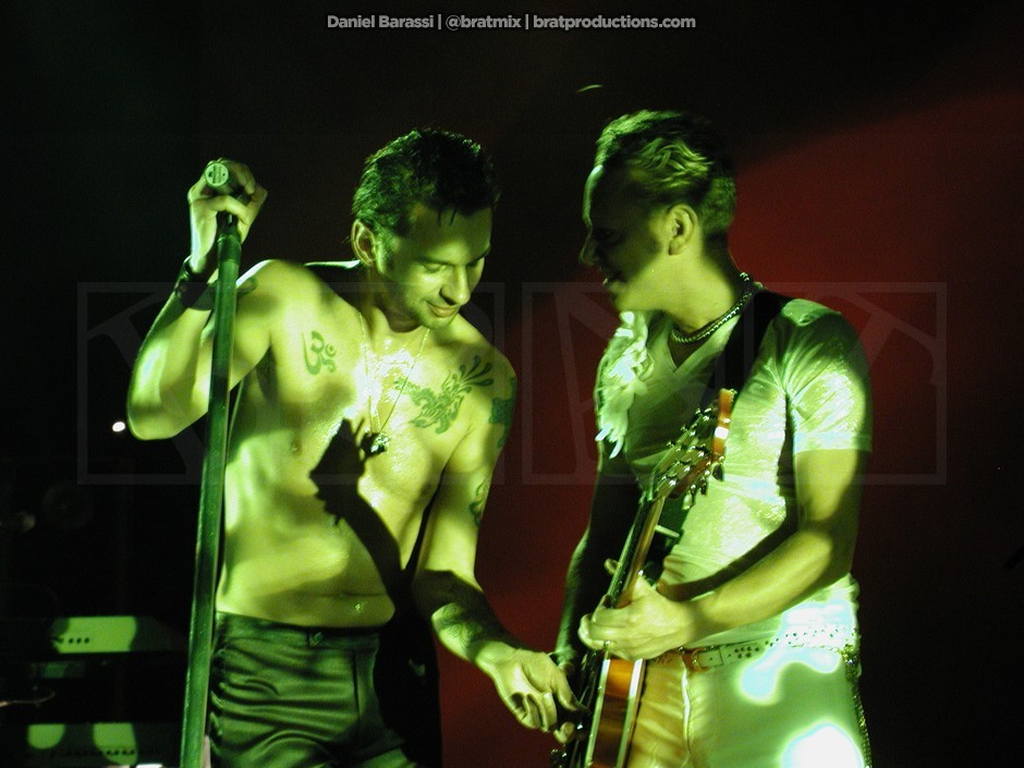 Depeche Mode - Live