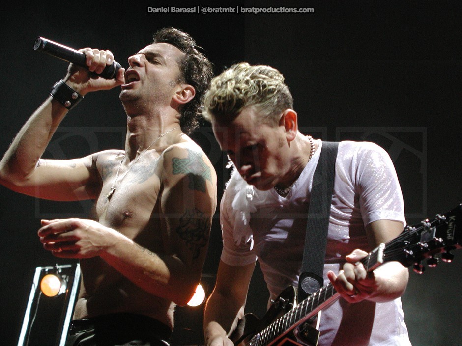 Depeche Mode - Live