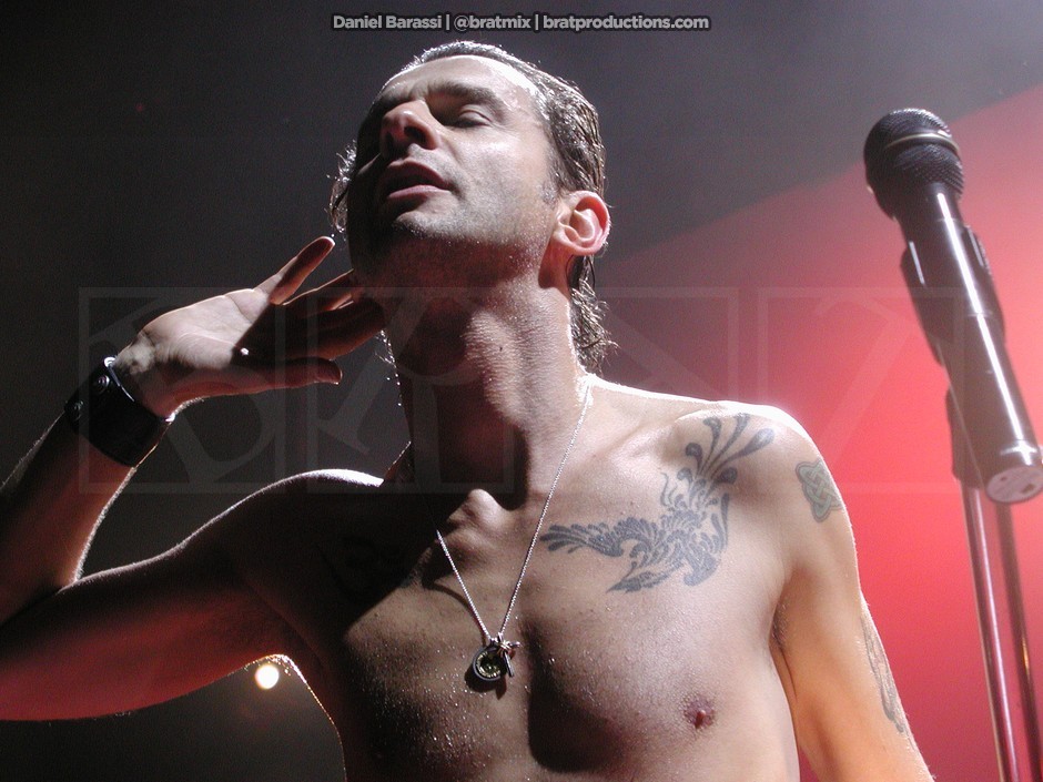 Depeche Mode - Live