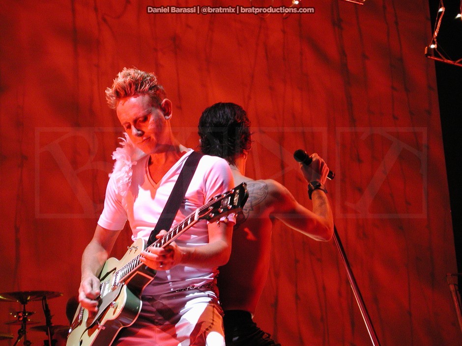 Depeche Mode - Live