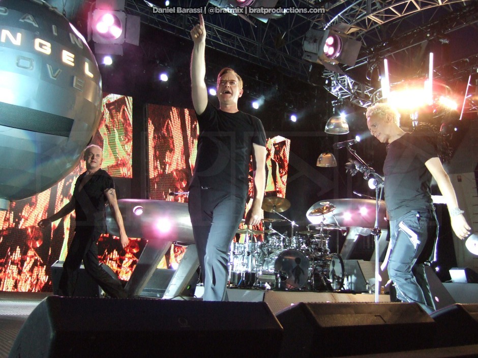 Depeche Mode - Live