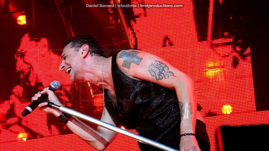 Depeche Mode - Live