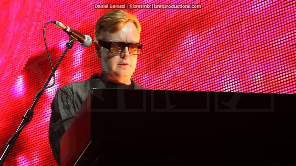 Depeche Mode - Live