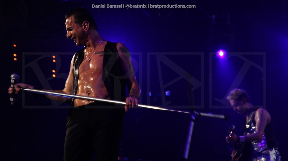 Depeche Mode - Live