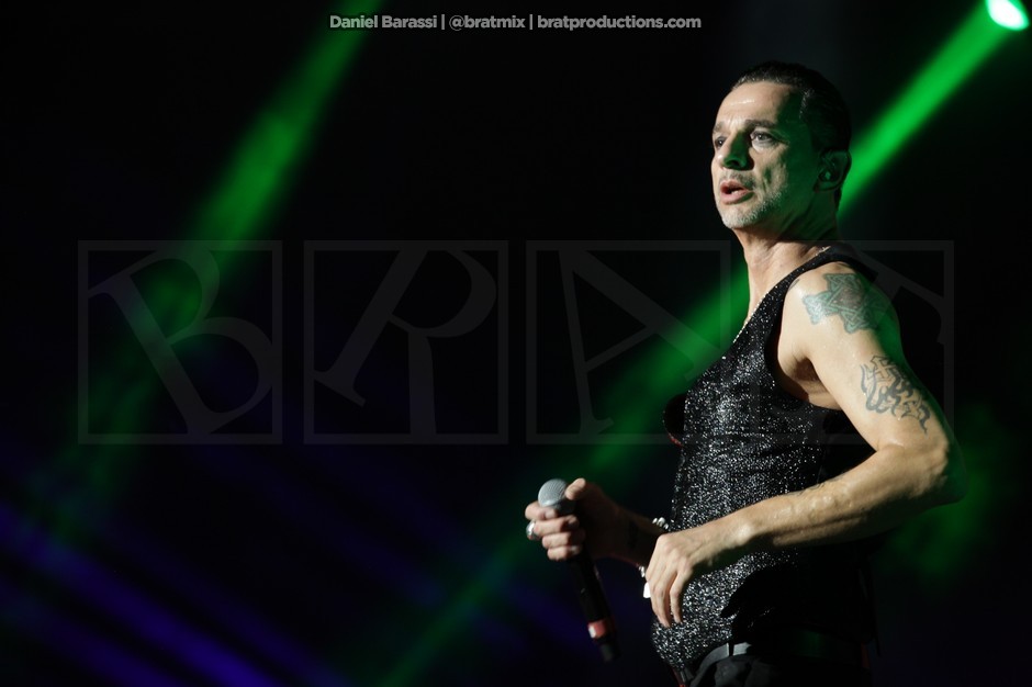 Depeche Mode - Live
