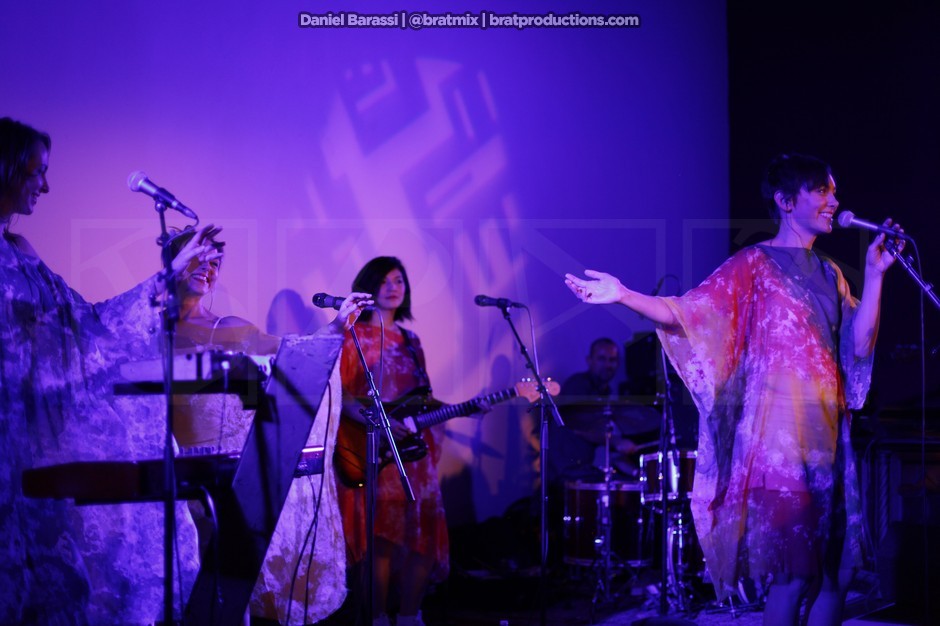 The Bird And The Bee - Live
