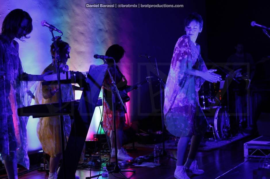 The Bird And The Bee - Live
